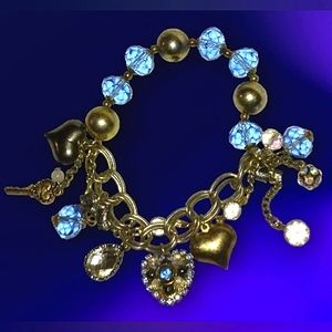 L@@K! Vintage BETSEY JOHNSON Blue Gold Hearts & Bows Stretch Statement Bracelet
